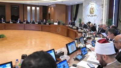 رئيس مجلس الوزراء يترأس الاجتماع الأسبوعي للحكومة 
