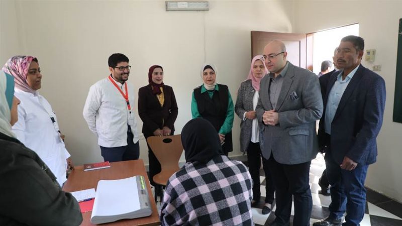 محافظ بنى سويف فى