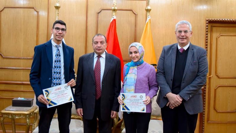 تكريم الطالب المثالى