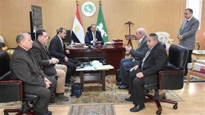 محافظ الشرقية: صناعة الغزل والنسيج خطوة مهمة لتعظيم القيمة المضافة للمنتجات وفتح أسواق تصديرية 