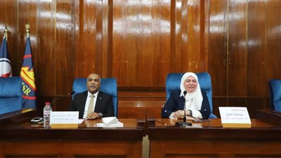 عباس صابر يختتم برنامج التوافق النفسي وأثره على أداء العمل بمنار مصر للبترول