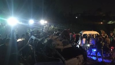 إصابة 9 أشخاص وطفلة مفقودة في حادث انقلاب ميكروباص في رشاح بطوخ