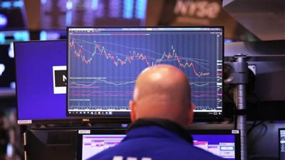 مؤشرات الأسهم الأوروبية تفتح على انخفاض طفيف مع ترقب بيانات التضخم لمنطقة اليورو