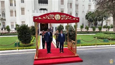 الرئيس السيسي يستقبل نظيره الجابوني بقصر الاتحادية