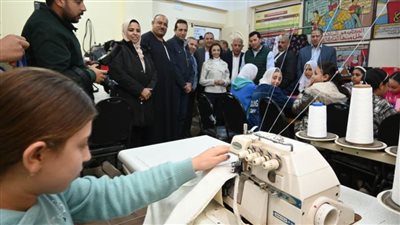 وزير الشباب والرياضة يختتم زيارته للبحيرة بتفقد مركز شباب الحجناية بدمنهور