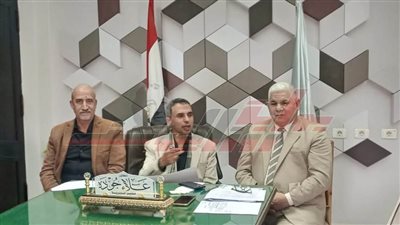 إجراء مقابلات مع المتقدمين لتسيير الأعمال بتعليم كفر الشيخ 