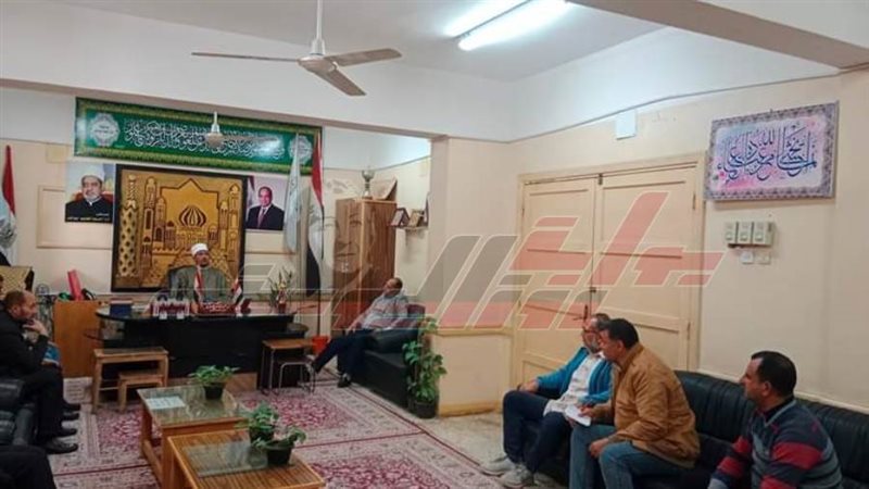 خلال الاجتماع