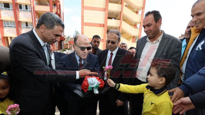 محافظ كفرالشيخ والدكتور