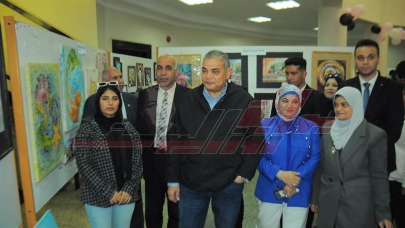 افتتاح المعرض