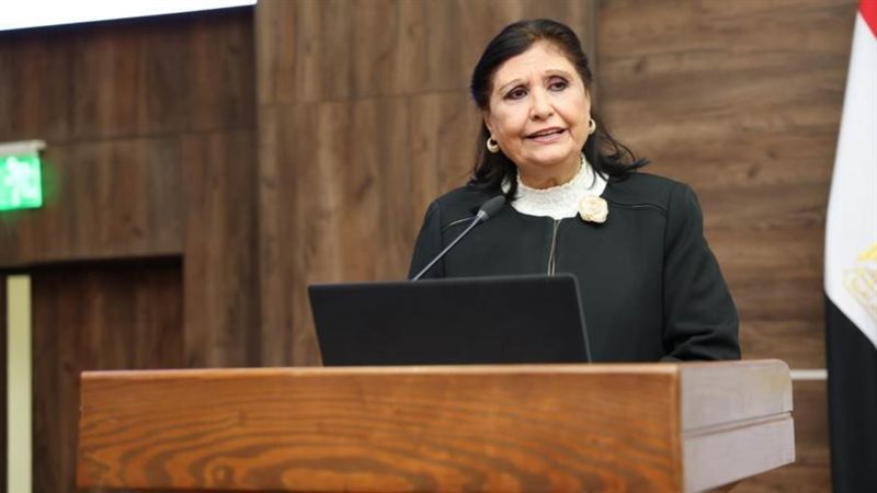 جانب من الندوة