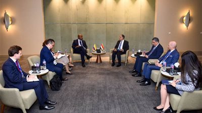 وزير الخارجية يشيد بموقف كولومبيا المشرف من القضية الفلسطينية