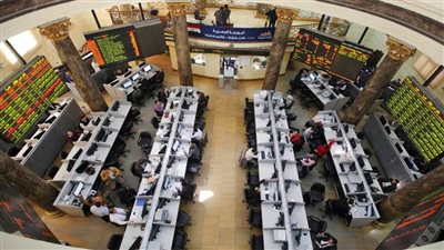ارتفاع جماعي لمؤشرات البورصة المصرية لدى إغلاق التعاملات