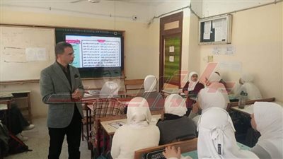 وكيل وزارة التربية والتعليم بكفر الشيخ يتفقد المدارس للاطمئنان على انتظام العملية التعليمية
