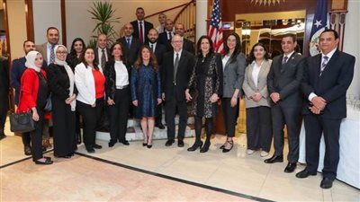 السفارة الأمريكية تحتفل بمرور٧٥ عامًا على إطلاق برامج 