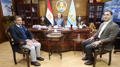 محافظ كفر الشيخ يستقبل وفدًا من الجهاز القومي لتنظيم الاتصالات