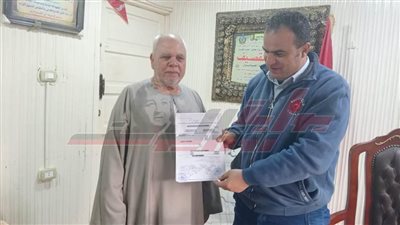 تسليم 43 نموذجًا 8 للتصالح في مخالفات البناء بالحامول بكفر الشيخ