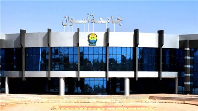 جامعة أسوان: قافلة طبية لعلاج وإصلاح الشفة الأرنبية والعيوب الخلقية للأطفال