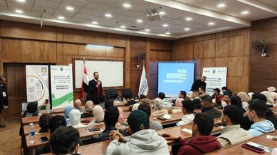 المركز الجامعي للتطوير بجامعة دمنهور يواصل عقد جلساته التعريفية باستضافة البنك الأهلي