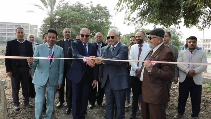 محافظ المنيا ورئيس