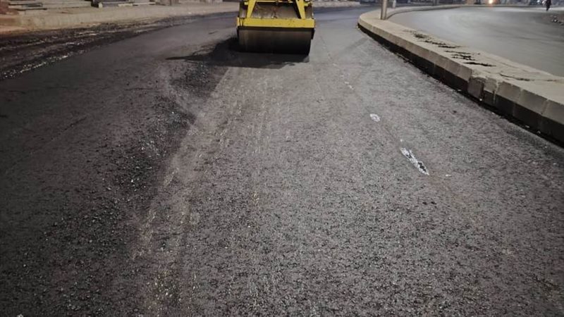 جانب من رصف شارع