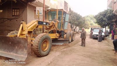 محافظ أسيوط: استمرار تنظيم حملات نظافة ورفع المخلفات وتسوية وتمهيد شوارع مركز ديروط