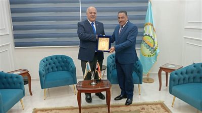 حازم حسني يزور مطروح لإنشاء نادٍ للرماية لاستضافة البطولات العالمية