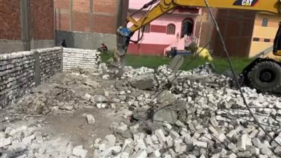 محافظ أسيوط: إزالة فورية لعدد 6 حالات تعدٍ بالبناء على أراضٍ زراعية