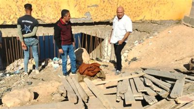 محافظ أسيوط: تغطية الجزء الفاصل بين موقف السيارات وكوبري مدرسة صدفا الإعدادية أعلى ترعة بني فيز 