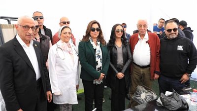 وزيرا التنمية المحلية والتضامن ومحافظ شمال سيناء يطلقون القافلة الطبية الشاملة بمركز شباب شهداء الروضة 