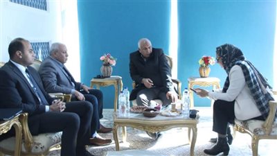 إنشاء مجمع للصناعات الحرفية وتطوير خطوط الإنتاج بمجمع تمور الوادي الجديد