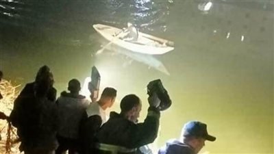 انتشال جثث 4 أشخاص في حادث سقوط ميكروباص بترعة الإبراهيمية بأسيوط