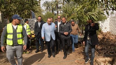 محافظ أسيوط يؤكد دعم الدولة للمشروعات الصغيرة لخلق فرص عمل جديدة ودعم الاقتصاد المحلي 