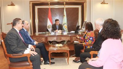 وزير الزراعة يبحث مع اللجنة الاقتصادية الأفريقية بالأمم المتحدة مبادرات دعم المرأة الريفية