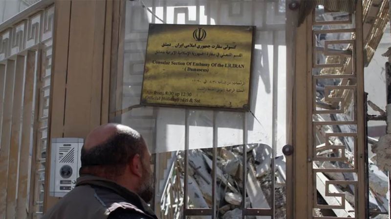 مسلحون يقتحمون مقر