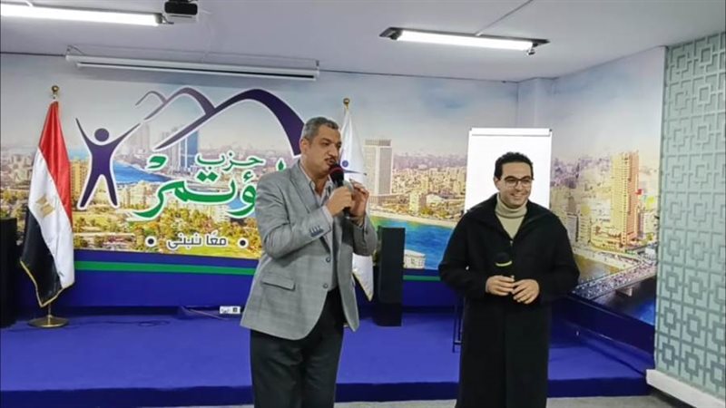 جانب من الورشة