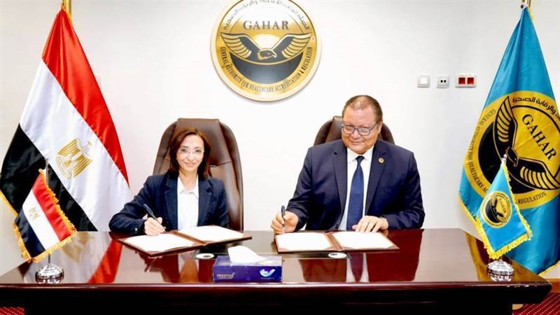 محافظ البحيرة ورئيس