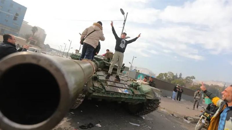 سوريون في شوارع دمشق