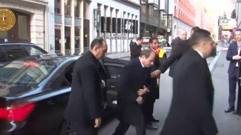 الرئيس السيسي يصل