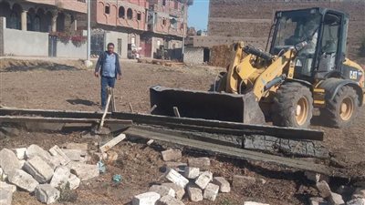 إزالة 19 حالة تعد  على أملاك الدولة وخط تنظيم بمركز أبنوب وحي غرب أسيوط