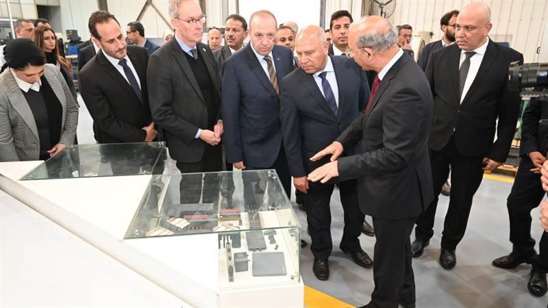 الفريق مهندس كامل