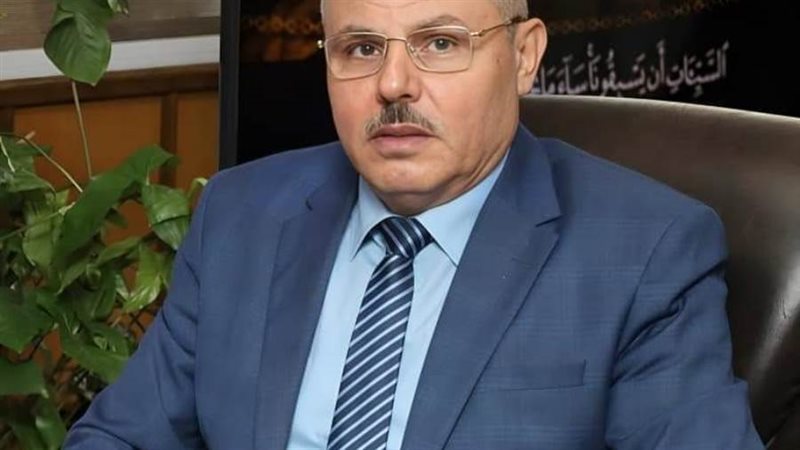 رئيس جامعة القناة