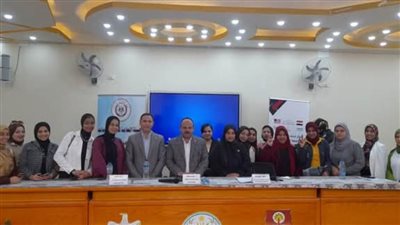 ندوة موسعة بمركز د.حسن حلمي لبحث آليات تمكين ذوي الهمم وتنمية قدراتهم