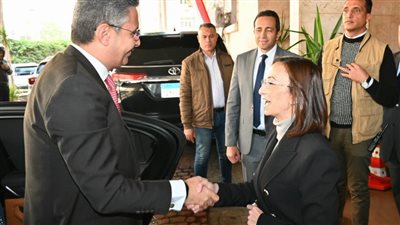 محافظ البحيرة تستقبل وزير التموين لافتتاح سوق اليوم الواحد وتفقد صوامع الغلال 