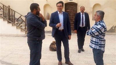 وزير الثقافة يتفقد مركز الحرف التراثية والتقليدية بالفسطاط