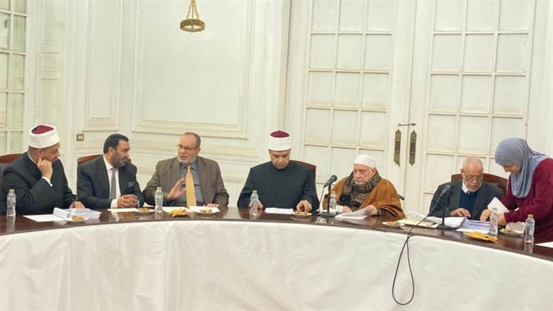 اعضاء لجنة السيرة