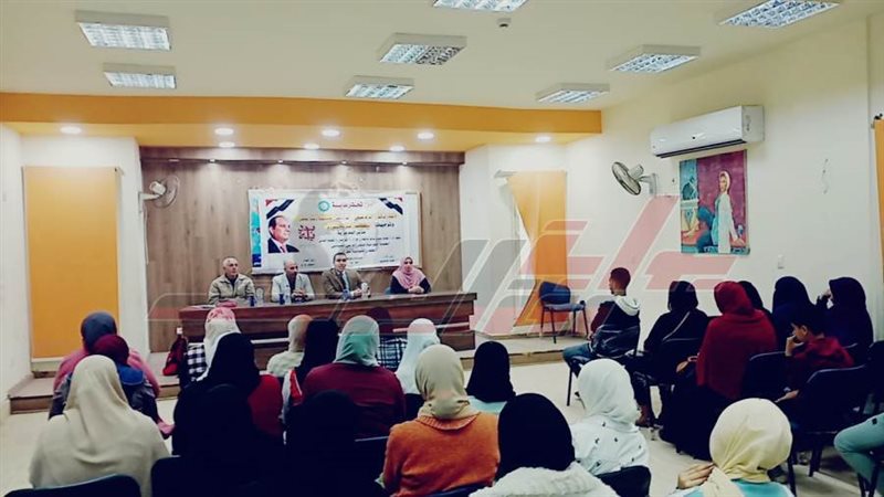 خلال الندوة