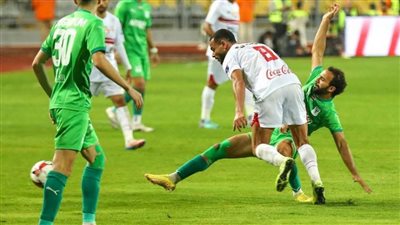 وصول طاقم تحكيم مباراة الزمالك والمصري إلى القاهرة 