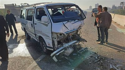 بالأسماء.. إصابة 9 أشخاص فى حادث تصادم سيارتين بكفر شكر (صور)