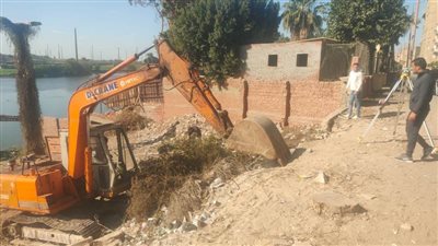  بالصور.. محافظ الغربية يتابع بدء استكمال تطوير كورنيش كفر الزيات