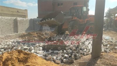 الموجة الـ24 تزيل التعديات على أملاك الدولة والأراضي الزراعية بكفر الشيخ